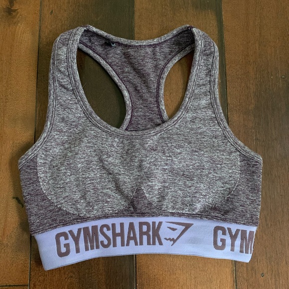 Gymshark Tops - NEVER WORN GYMSHARK SPORTS BRA